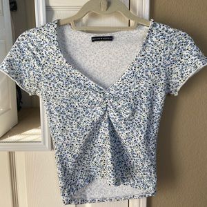 ❗️RARE❗️Brandy Melville Floral Gina Top